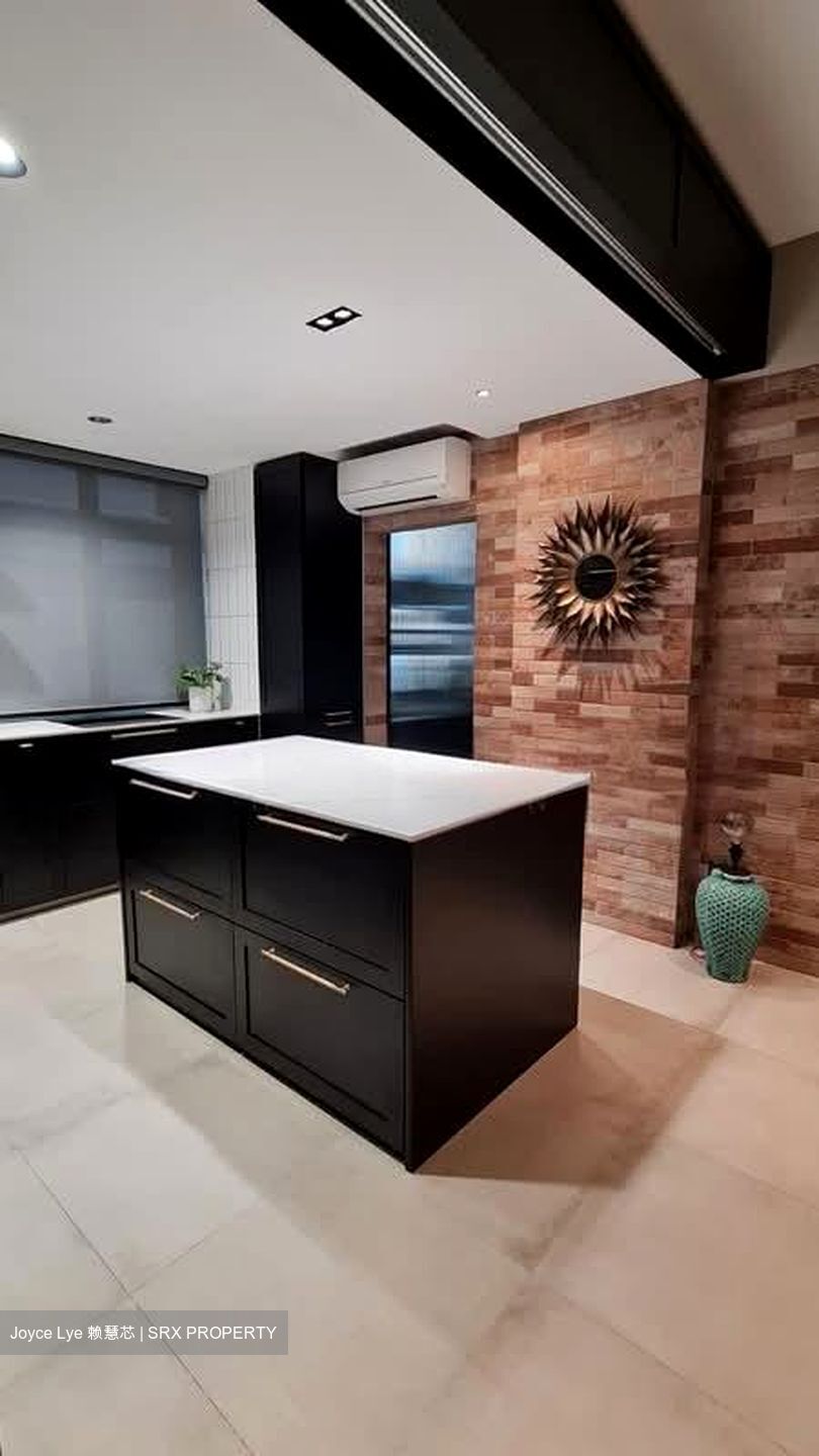 Avila Gardens (D17), Condominium #562821531